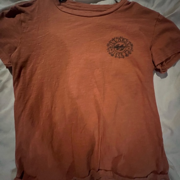 Beachy Tees! Many different shirts, different sizes! - Picture 6 of 16